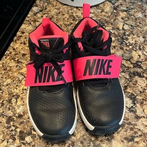 Girls Nike team hustle